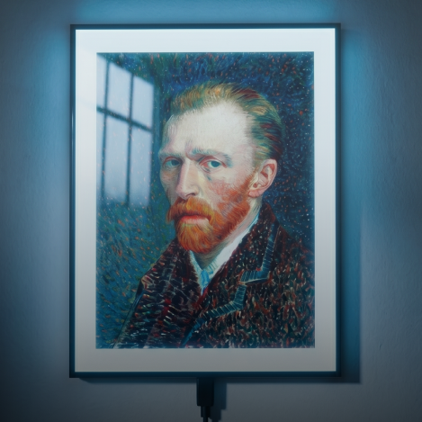 Digital frames glow — and stay plugged in.